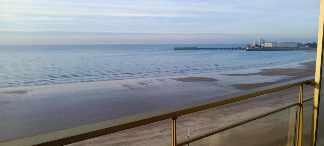 Appartement Vue Mer- Remblai Les Sables D'Olonne - La Cle Chaumoise Exteriör bild